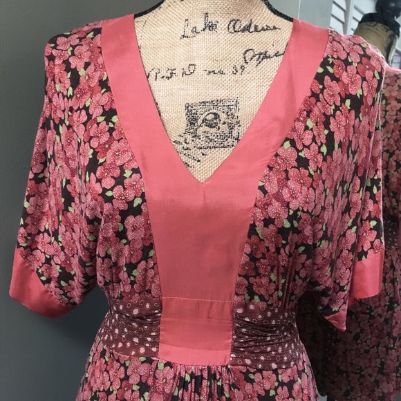 Anthropologie Left of Center Berry Thistle Tunic - Picture 2 of 6